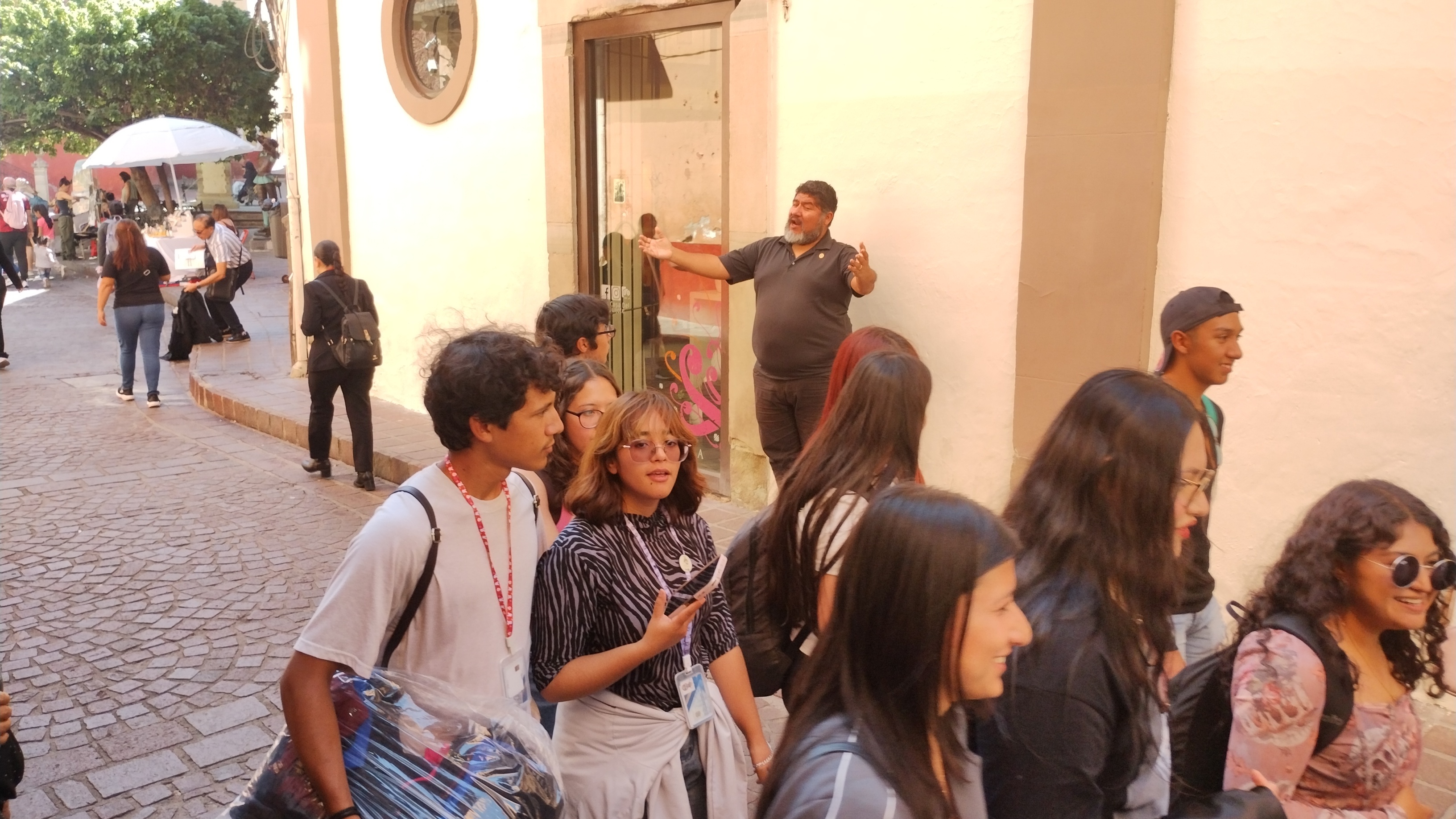 Desde la calle hasta el corazón: Ezequiel Ojeda y su canto que une a la gente en Guanajuato