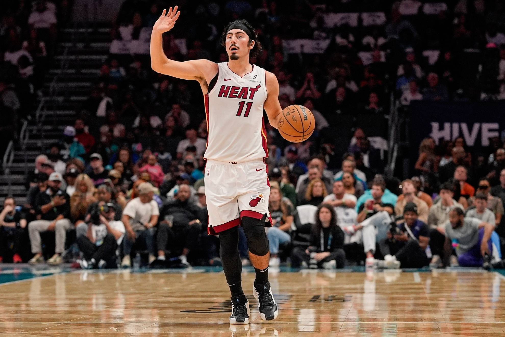 ¿Quién es Jaime Jaquez Jr, el tercer mexicano jugador de la NBA en jugar en suelo nacional?