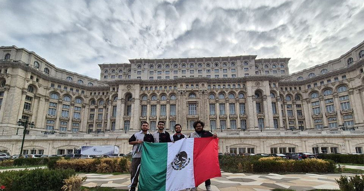 Estudiantes de Celaya ganan primer lugar en Robochallenge en Bucarest