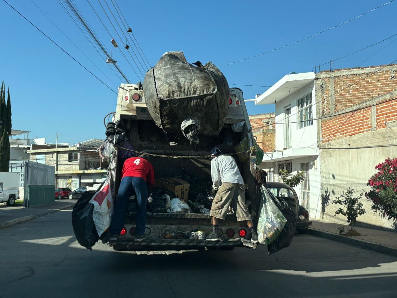 Piden mejorar condiciones para trabajadores de recolección en Purísima del Rincón