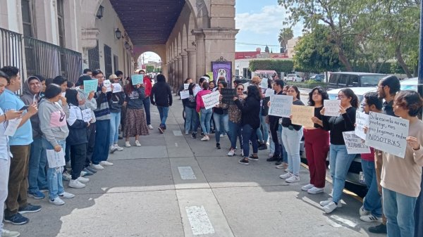 ENSOG asegura acuerdos tras protestas por acoso sexual en San José Iturbide, ¿qué dicen los estudiantes? 