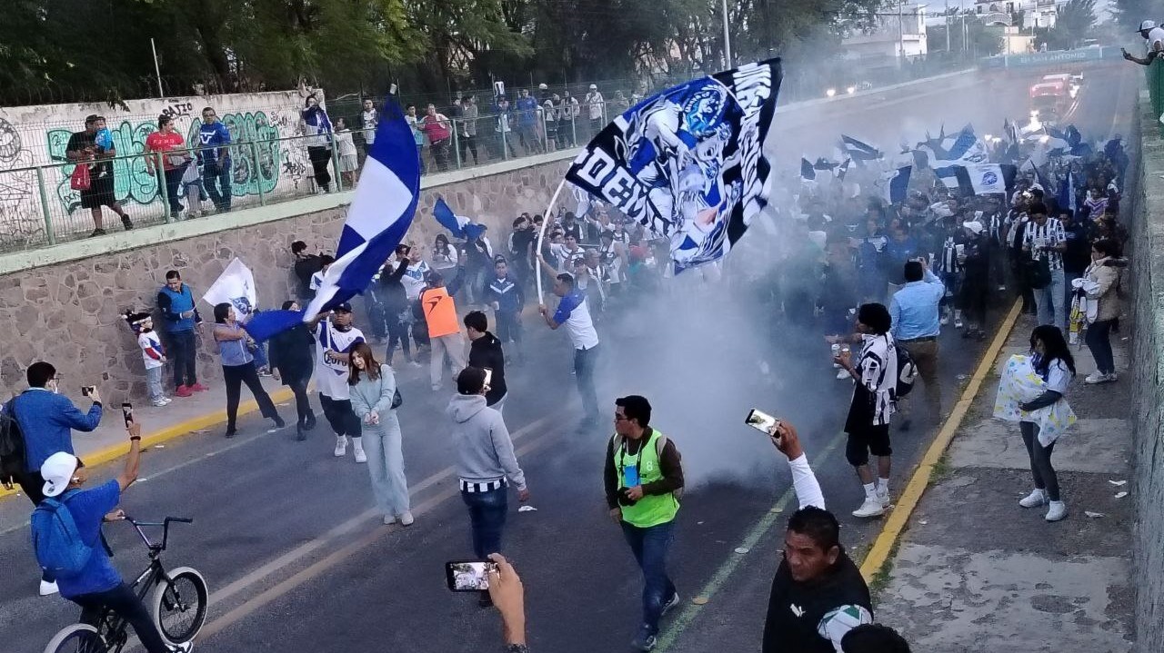 La Demencia desborda pasión en Celaya previo a la final de ida