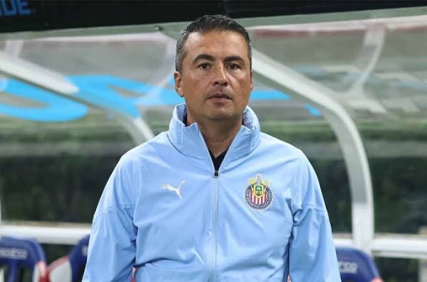 Chivas destituye a Arturo Ortega tras eliminación en el Apertura 2024