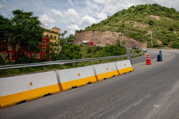 ¿Bloquearon el paso de vehículos pesados en San Miguel de Allende? Así es la nueva reforma 