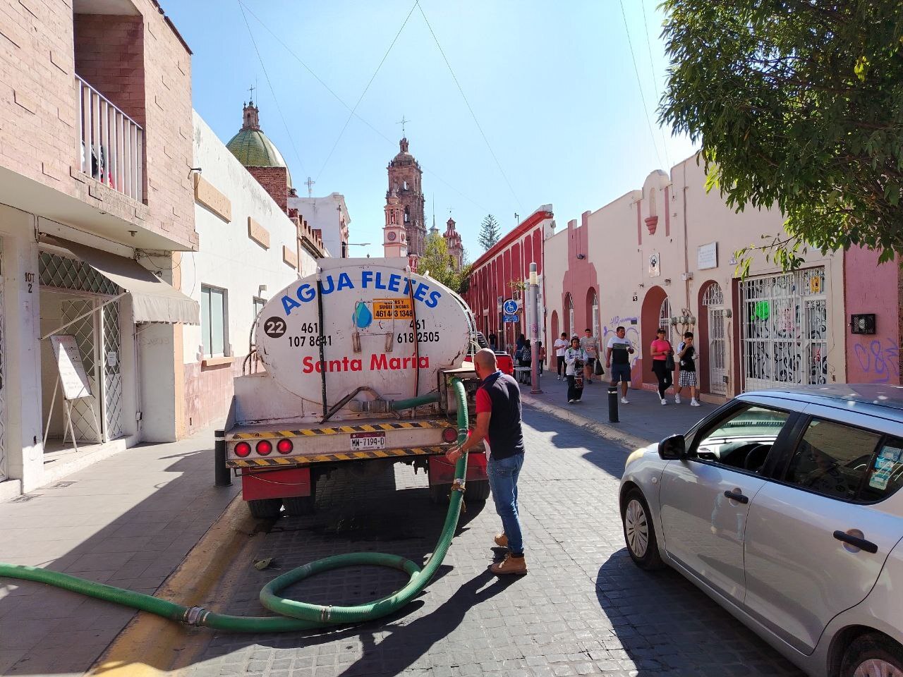 Vecinos del centro de Celaya tienen semanas sin agua potable ¿Qué está pasando?