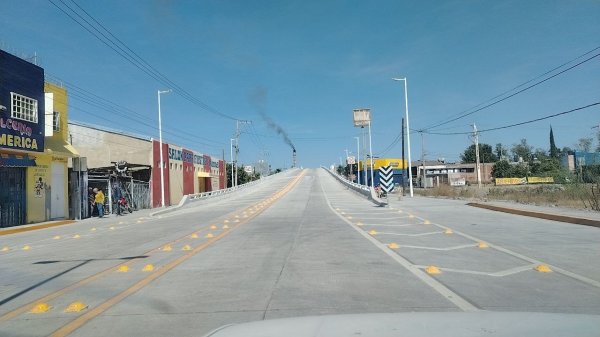 ¡Que no te sorprendan! Volverán a cerrar en paso del puente  Héroes de Cananea en Salamanca  