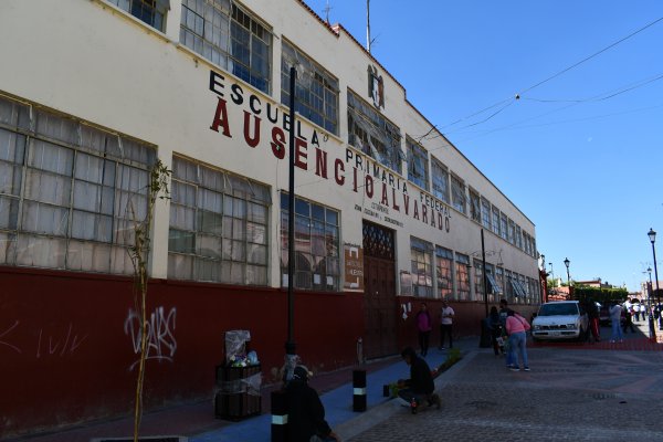 Alumnos de Valle de Santiago regresan a clases a distancia, ¿por qué?  