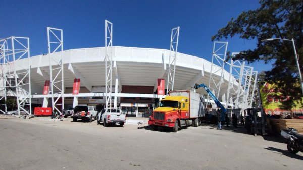 Ya casi sale 'El Sol' en Irapuato: preparan todo para concierto de Luis Miguel