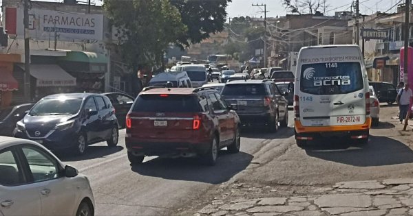 Carretera libre de Guanajuato ‘ya no es suficiente’ ante exceso de tráfico: “por eso tanto accidente” 