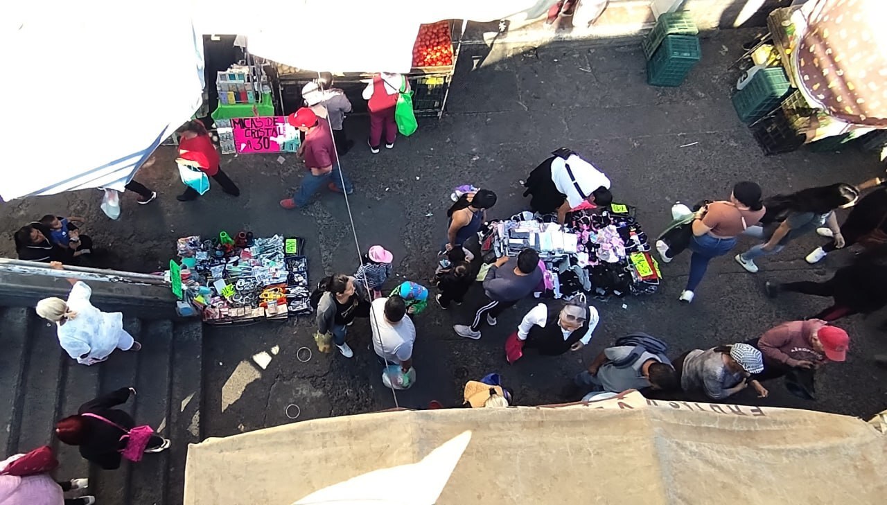 Vendedores ambulantes sin permisos inundan centro de Celaya 