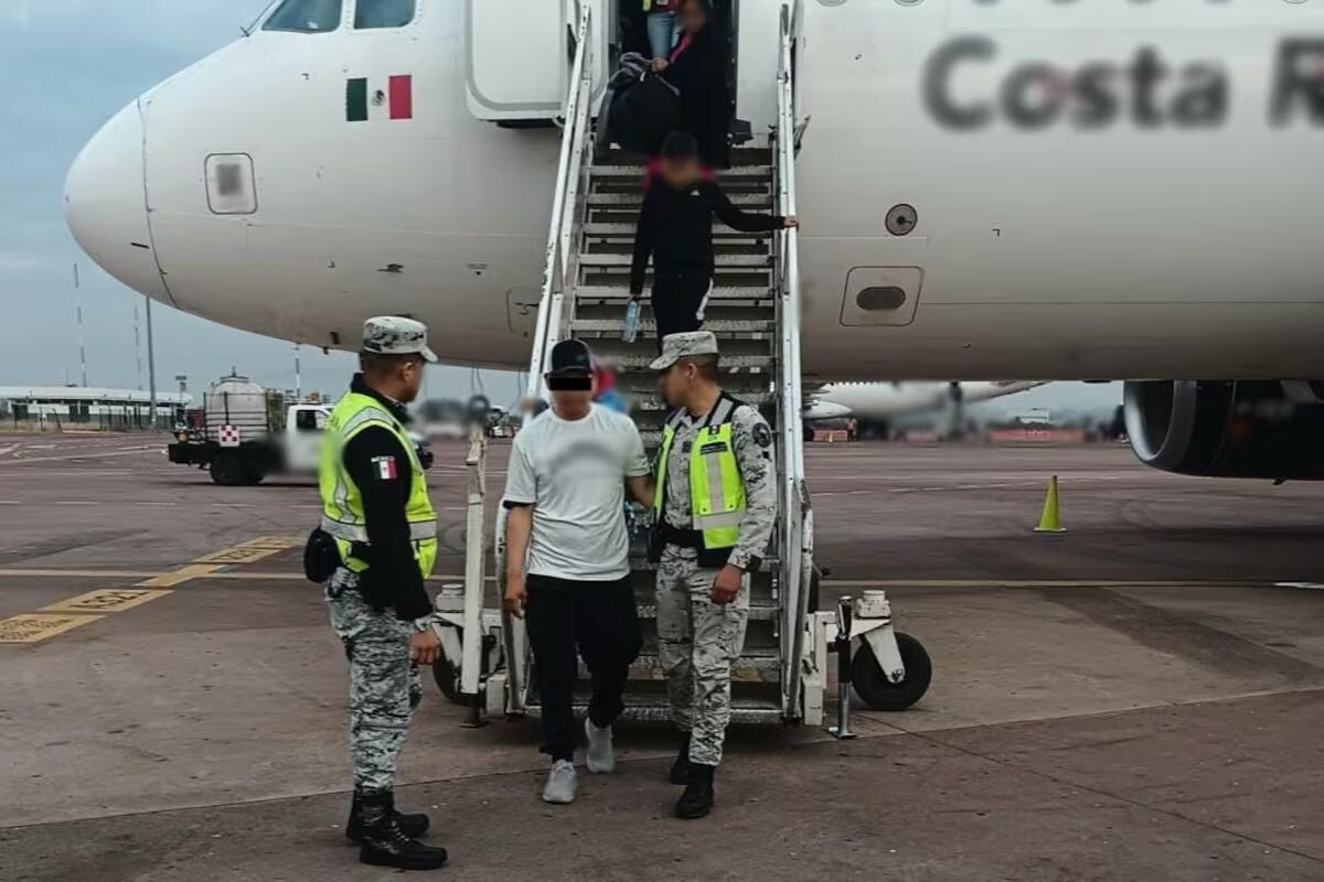 Habitantes de Pénjamo reaccionan al intento de secuestro de avión: “es todo un loquillo”