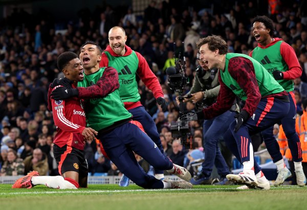 Amad Diallo lidera la remontada del Manchester United ante el City en el Etihad