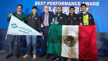 Conalep Silao se vuelve bicampeón de Torneo Mundial de Robótica en China