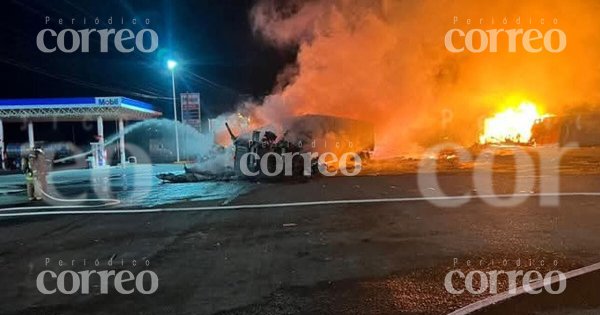 ¿Qué pasó en San José Iturbide? Incendio en La Cinta dejó tres lesionados y cuatro tráileres involucrados