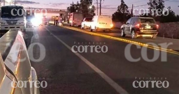 Hombre muere atropellado por camión en la carretera San Miguel-Dolores Hidalgo