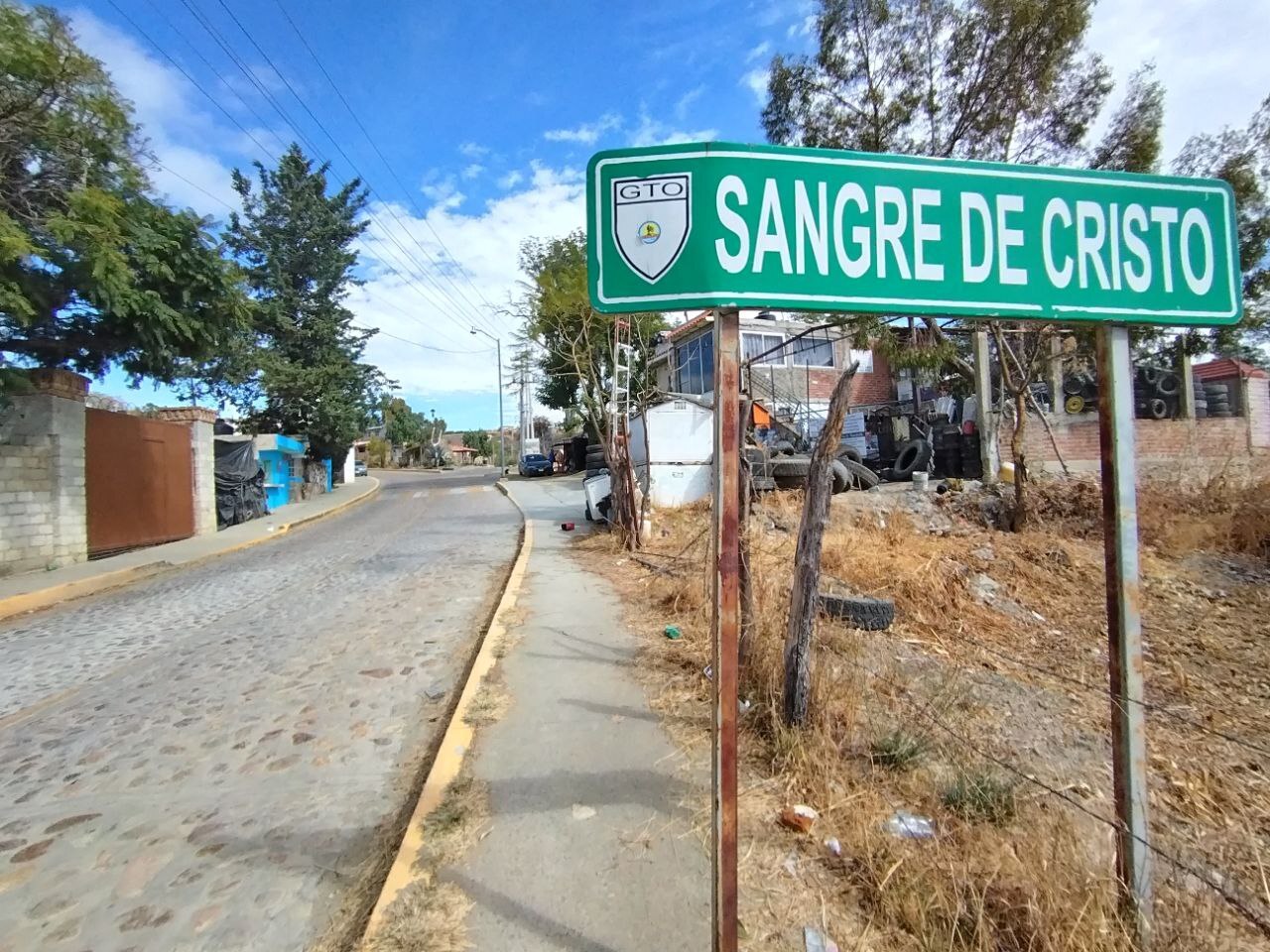 Habitantes de Sangre de Cristo piden topes para evitar accidentes