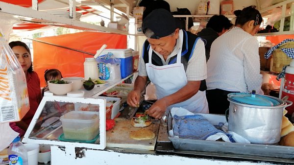 Adiós a 'Apolo XI': Álvaro Álvarez se despide tras 42 años de tradición en San José  Iturbide