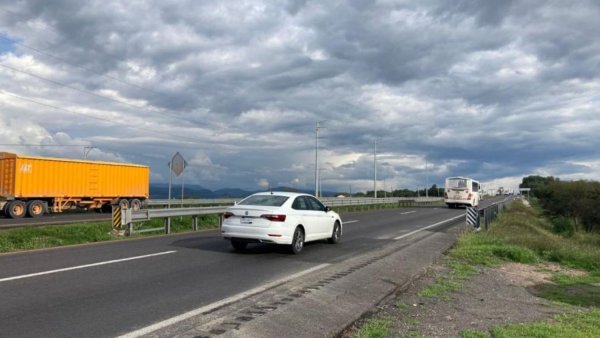 San José Iturbide pide jurisdicción sobre la carretera 57 por falta de mantenimiento