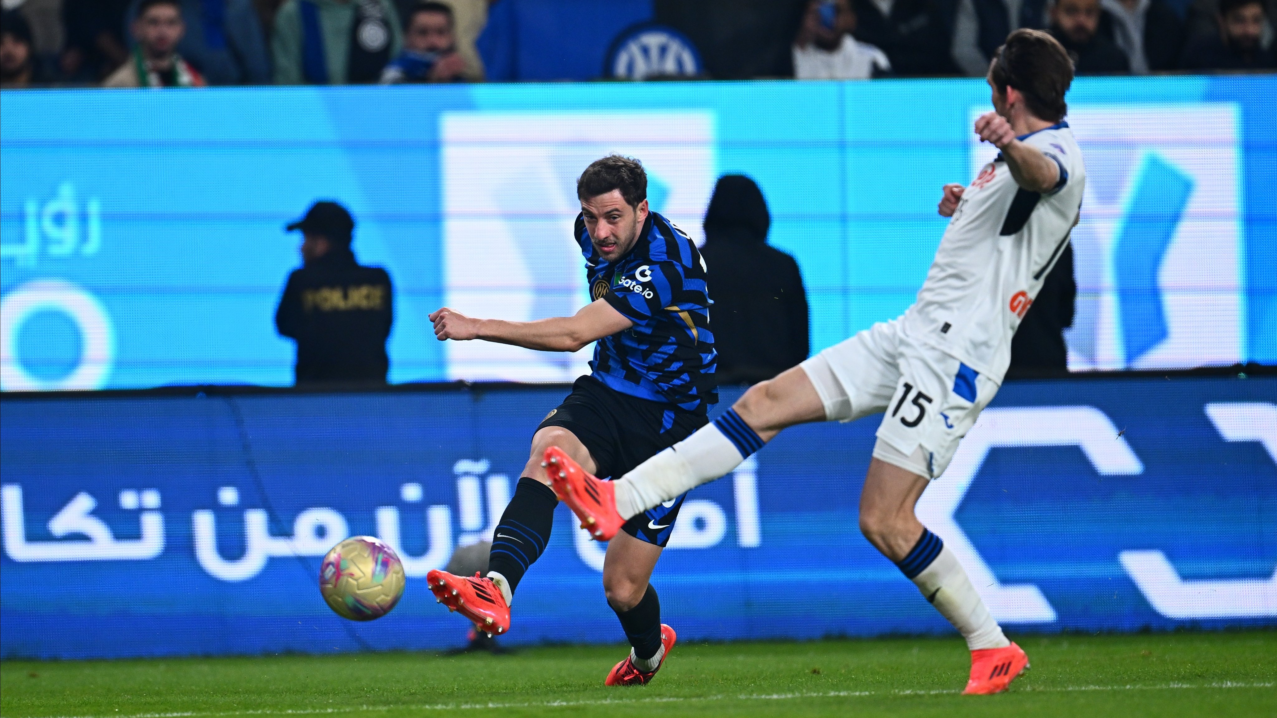 Inter derrota a Atalanta y avanza a la final de la Supercopa de Italia