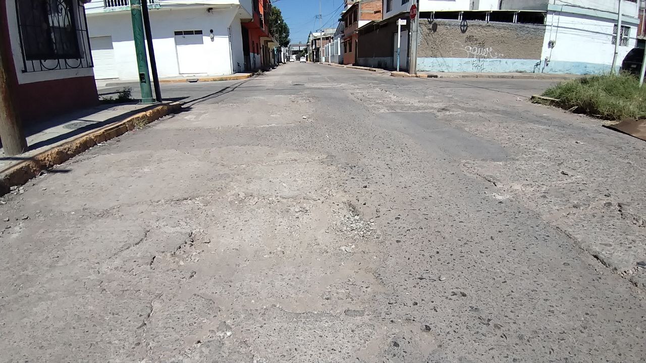 Vecinos de Salamanca exigen rehabilitación de calle Nogal tras uso provisional por obras 