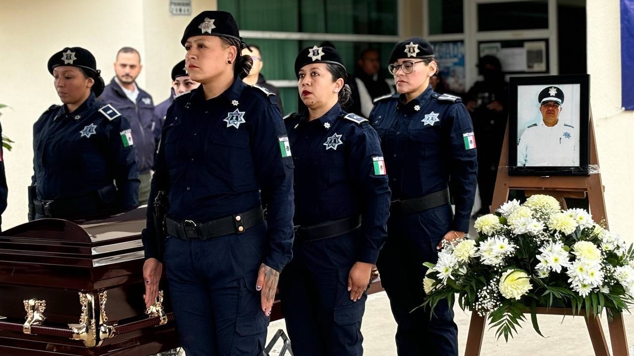 Rinden homenaje al comandante Bonilla, asesinado en Guanajuato capital