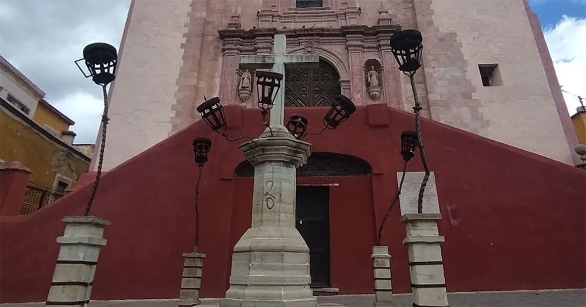 Plazuela de San Roque en Guanajuato guarda historia, leyendas y el origen del Cervantino