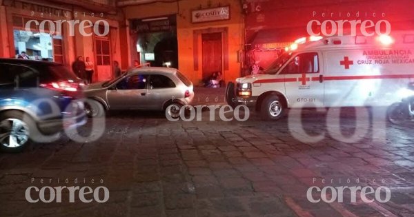 Conductor atropella a joven en Guanajuato capital y es detenido por ciudadanos