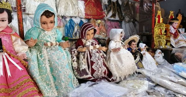 Por 40 años, familia de María Zárate preserva la tradición de vestir al Niño Dios en Acámbaro