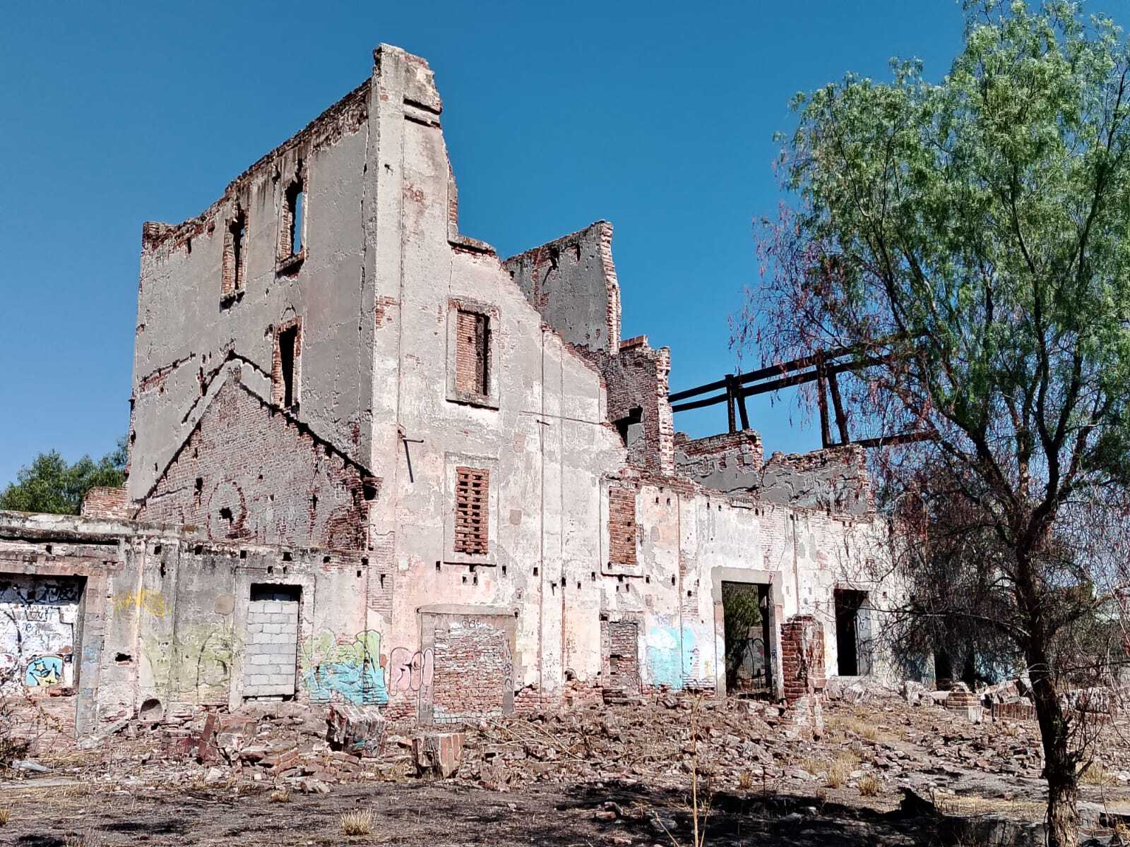 La Fábrica de Alcohol La Favorita: de emblema industrial a zona insegura en Celaya