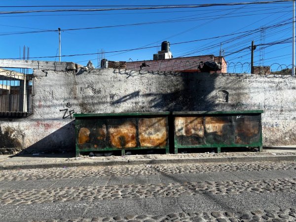 En un mes, suman seis incendios en basureros del Cerro del Cuarto en Guanajuato: “es un fastidio”